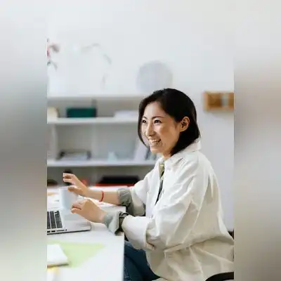 贺蕊凝